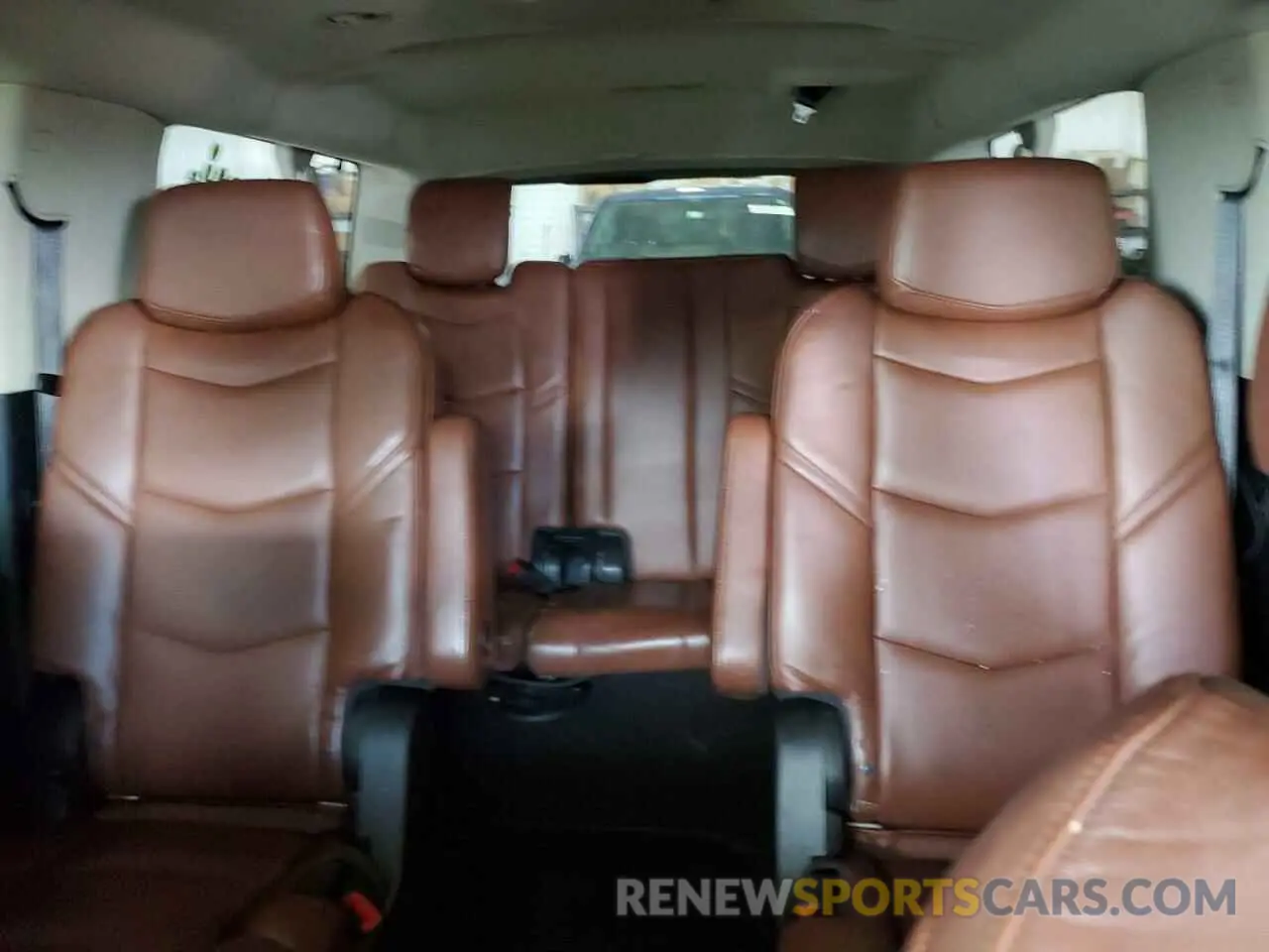 10 Photograph of a damaged car 1GYS4JKJ2KR342535 CADILLAC ESCALADE 2019