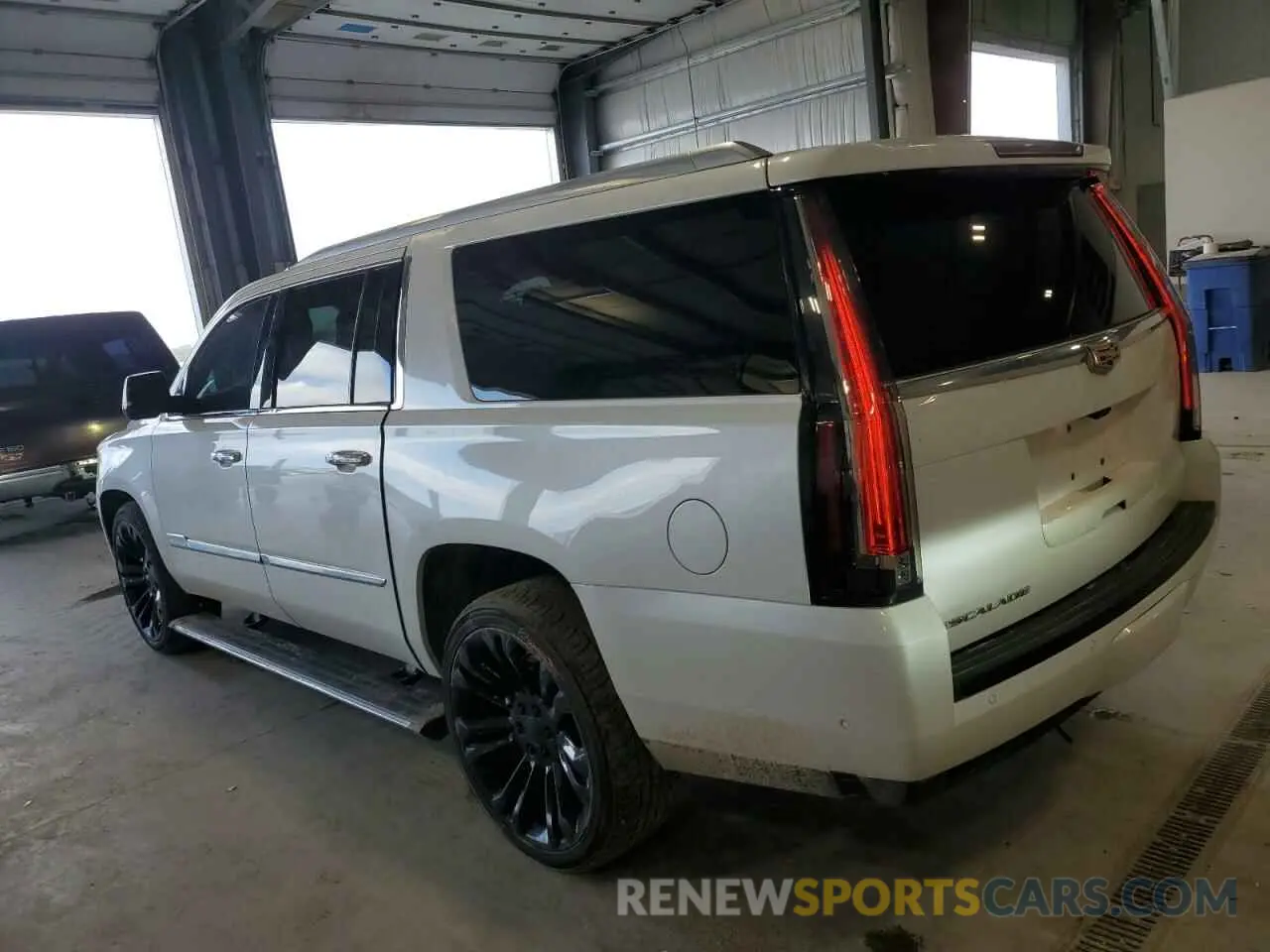 2 Photograph of a damaged car 1GYS4JKJ2KR342535 CADILLAC ESCALADE 2019
