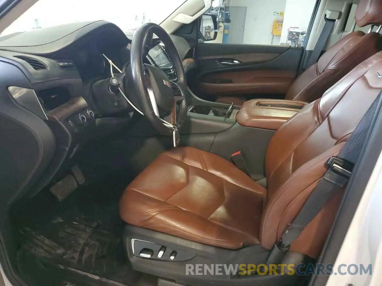 7 Photograph of a damaged car 1GYS4JKJ2KR342535 CADILLAC ESCALADE 2019