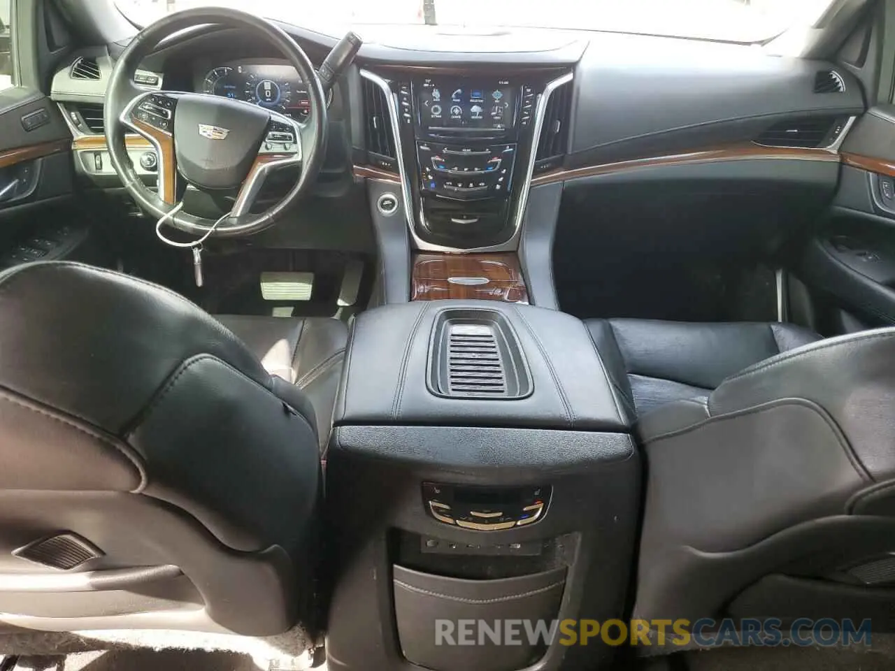 8 Photograph of a damaged car 1GYS4JKJ3KR112440 CADILLAC ESCALADE 2019