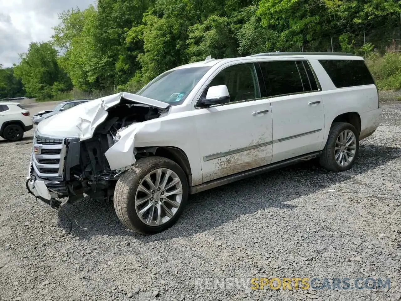 1 Photograph of a damaged car 1GYS4JKJXKR268636 CADILLAC ESCALADE 2019