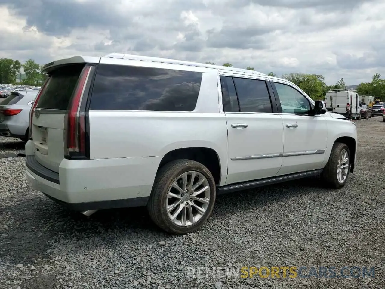3 Photograph of a damaged car 1GYS4JKJXKR268636 CADILLAC ESCALADE 2019