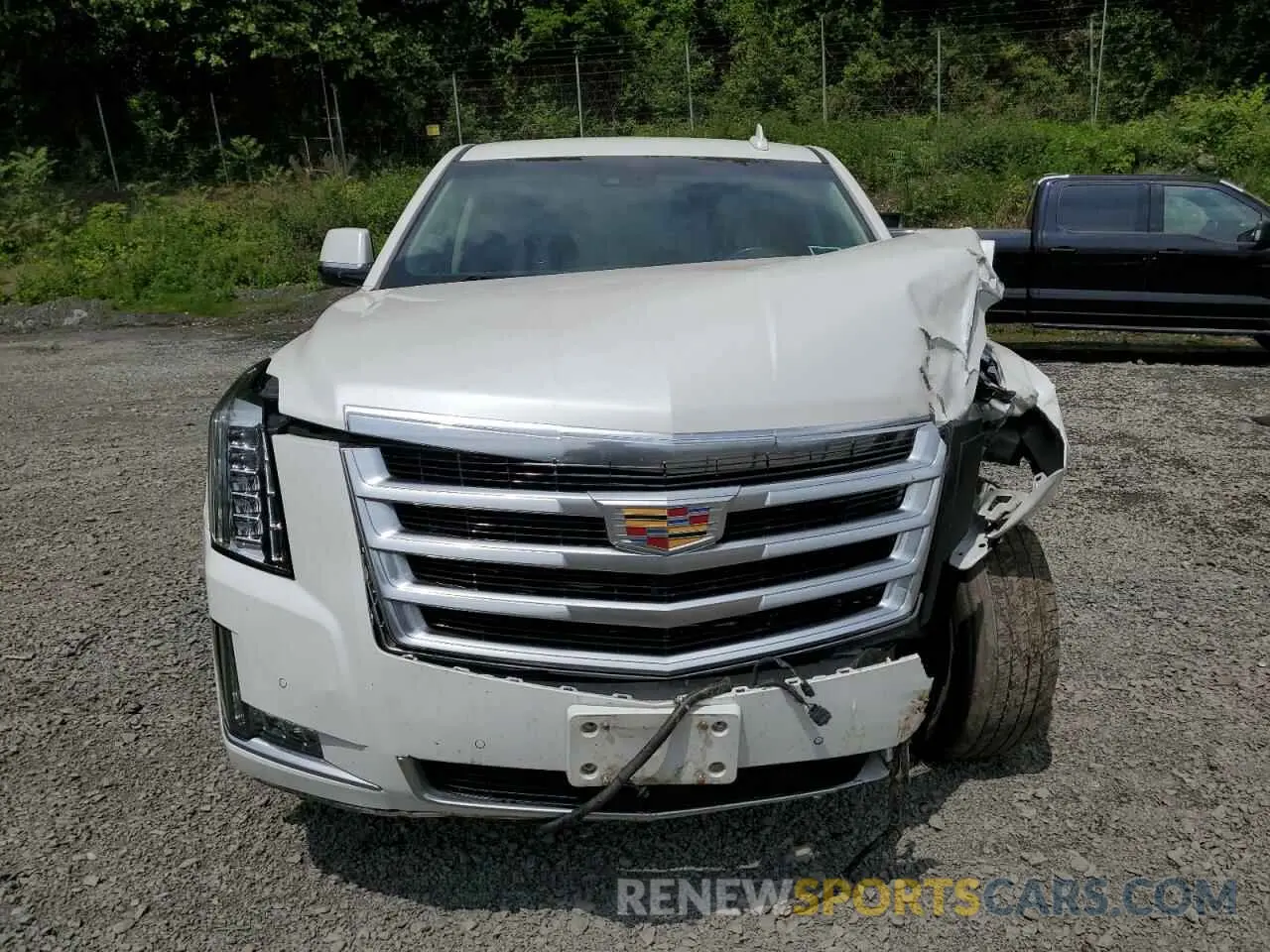 5 Photograph of a damaged car 1GYS4JKJXKR268636 CADILLAC ESCALADE 2019