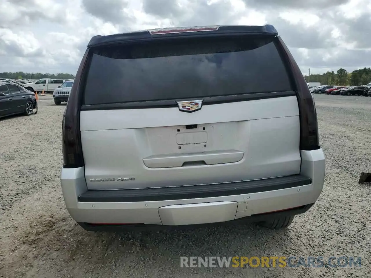 6 Photograph of a damaged car 1GYS3BKJ4LR185701 CADILLAC ESCALADE 2020