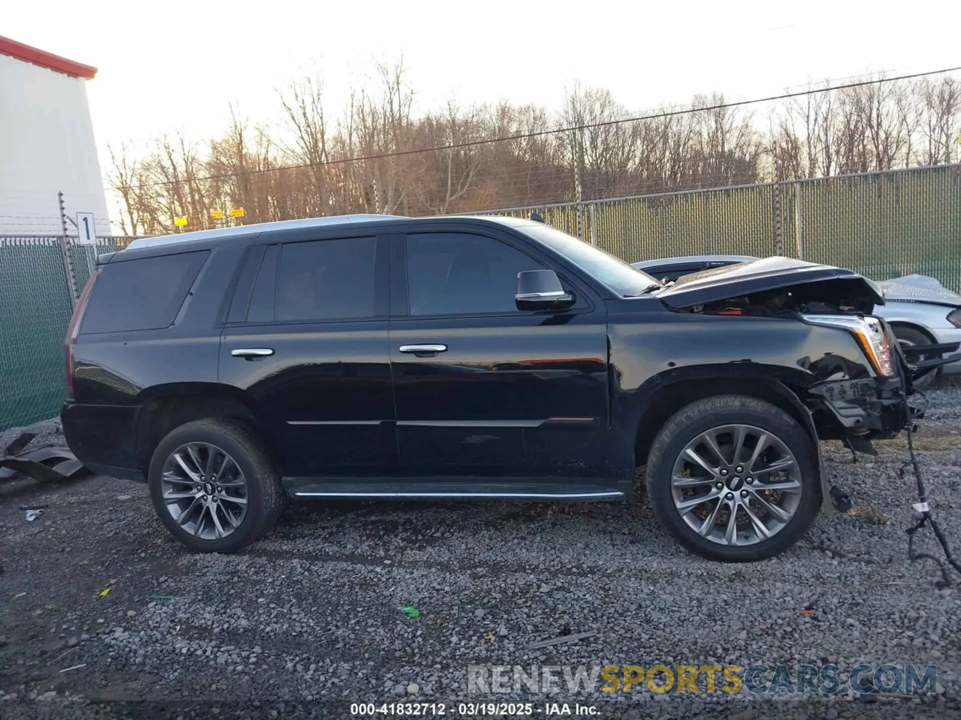 13 Photograph of a damaged car 1GYS4BKJ4LR240371 CADILLAC ESCALADE 2020