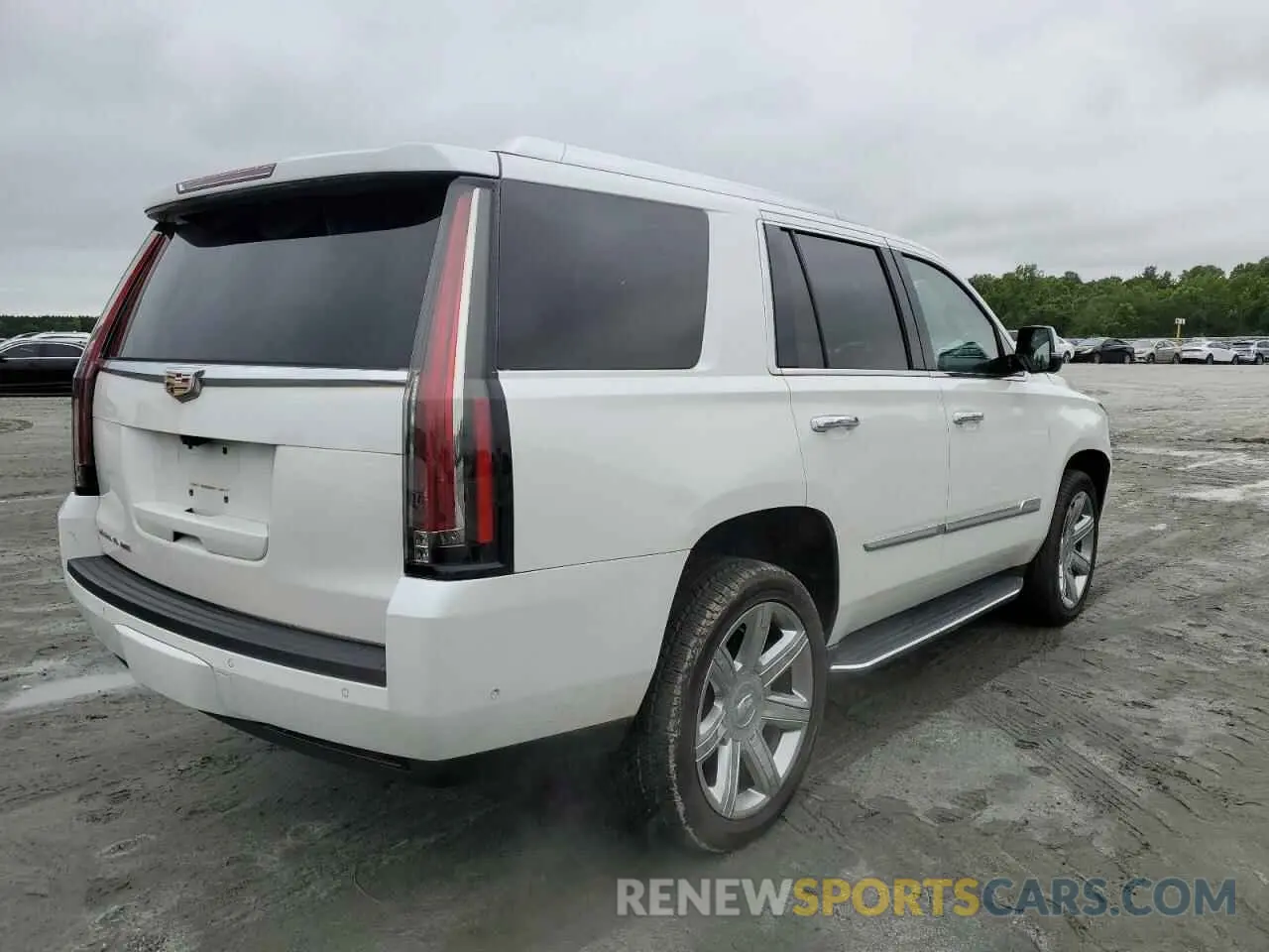 3 Photograph of a damaged car 1GYS4CKJ6LR304822 CADILLAC ESCALADE 2020