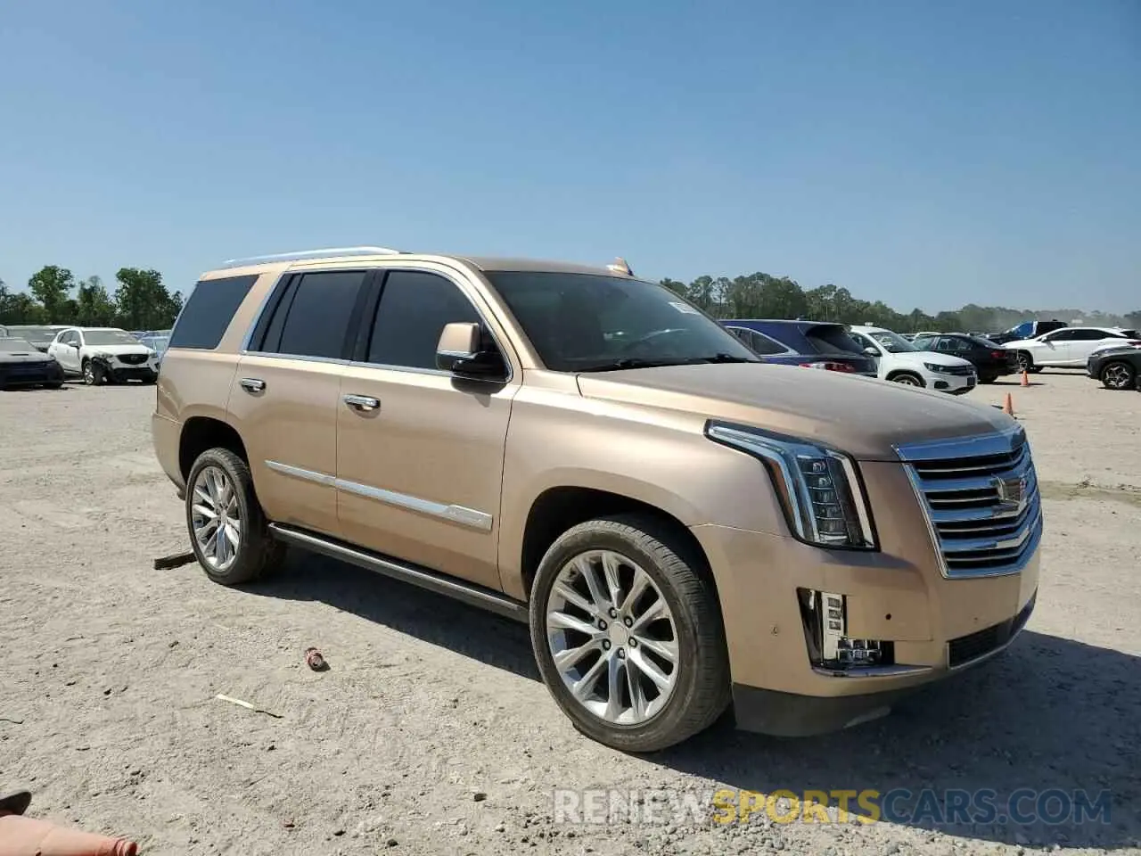 4 Photograph of a damaged car 1GYS4DKJ2LR181607 CADILLAC ESCALADE 2020