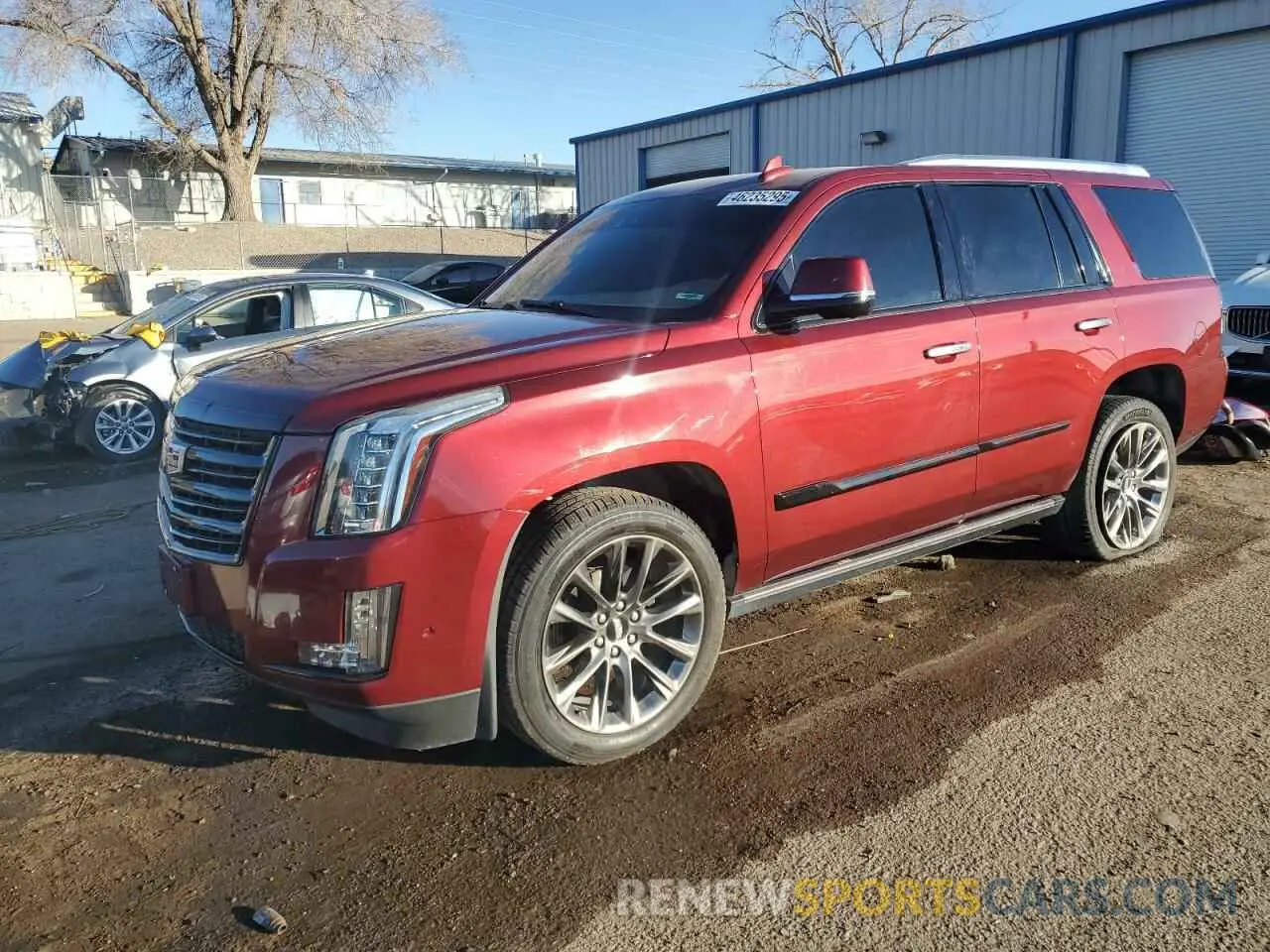 1 Photograph of a damaged car 1GYS4DKJ4LR175789 CADILLAC ESCALADE 2020