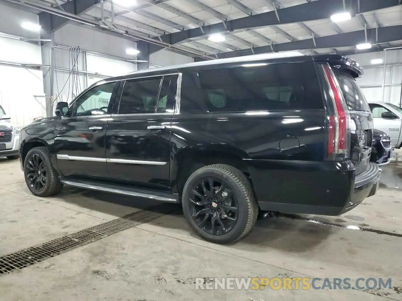 2 Photograph of a damaged car 1GYS4HKJ0LR200503 CADILLAC ESCALADE 2020