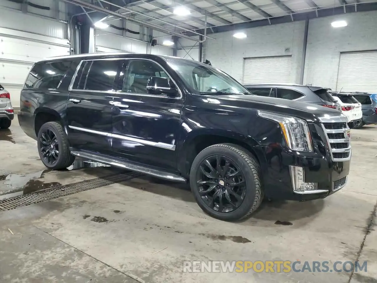 4 Photograph of a damaged car 1GYS4HKJ0LR200503 CADILLAC ESCALADE 2020