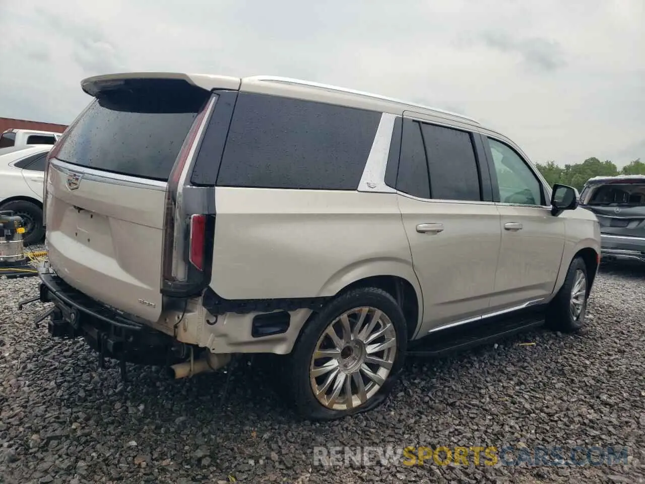 3 Photograph of a damaged car 1GYS3BKL1MR253813 CADILLAC ESCALADE 2021