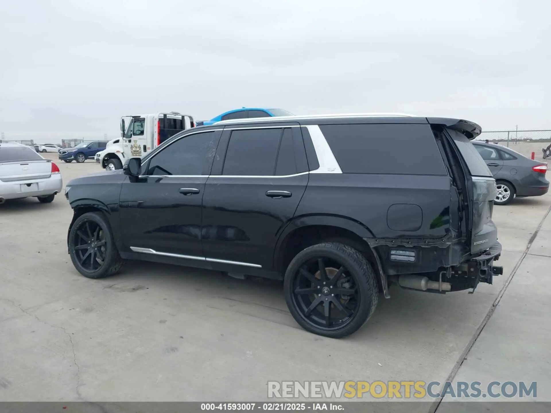 14 Photograph of a damaged car 1GYS3CKL2MR163981 CADILLAC ESCALADE 2021
