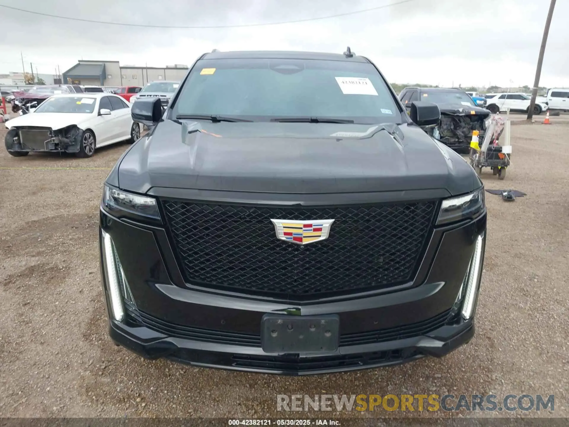 12 Photograph of a damaged car 1GYS3EKL5MR214207 CADILLAC ESCALADE 2021