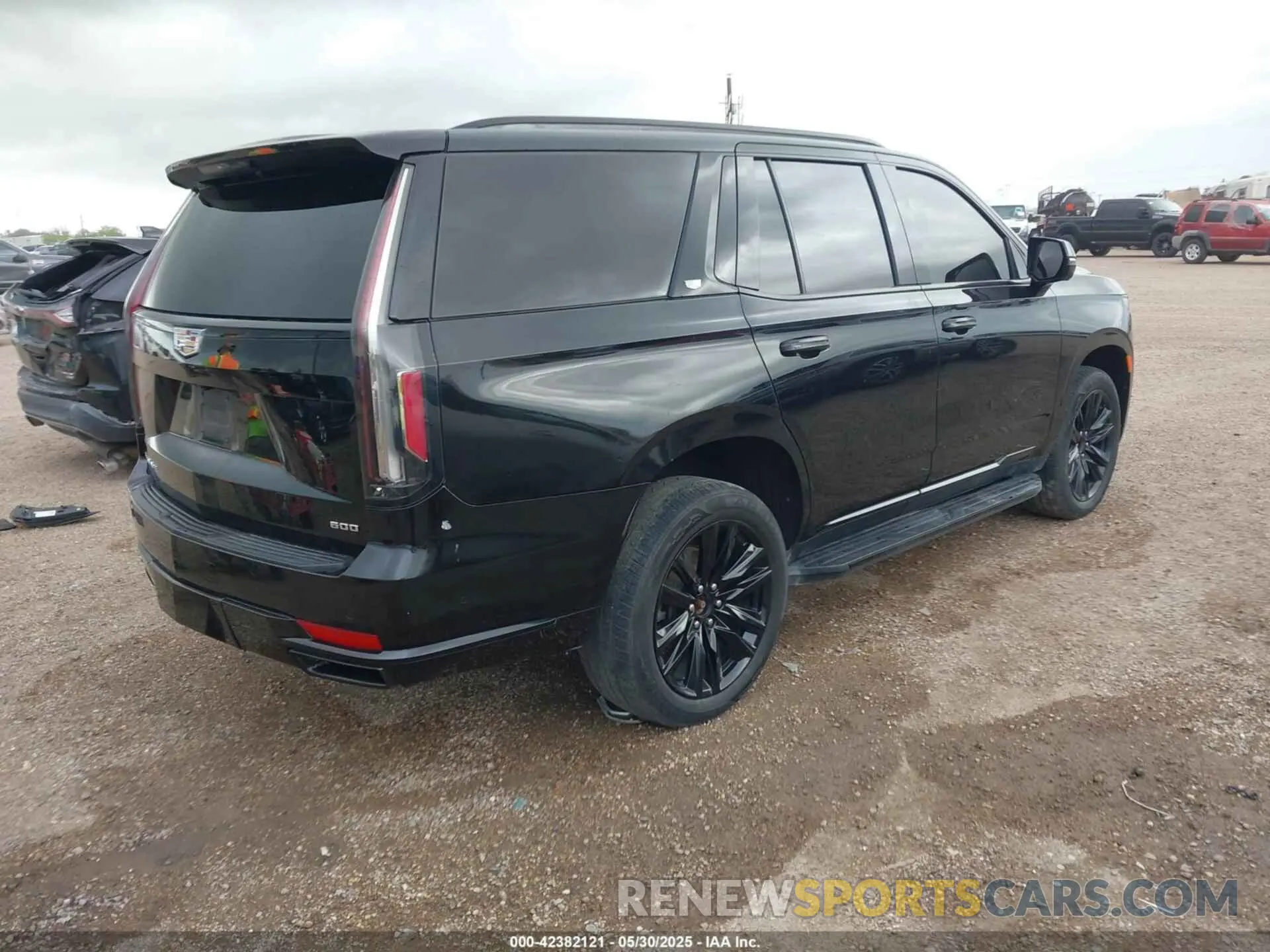 4 Photograph of a damaged car 1GYS3EKL5MR214207 CADILLAC ESCALADE 2021
