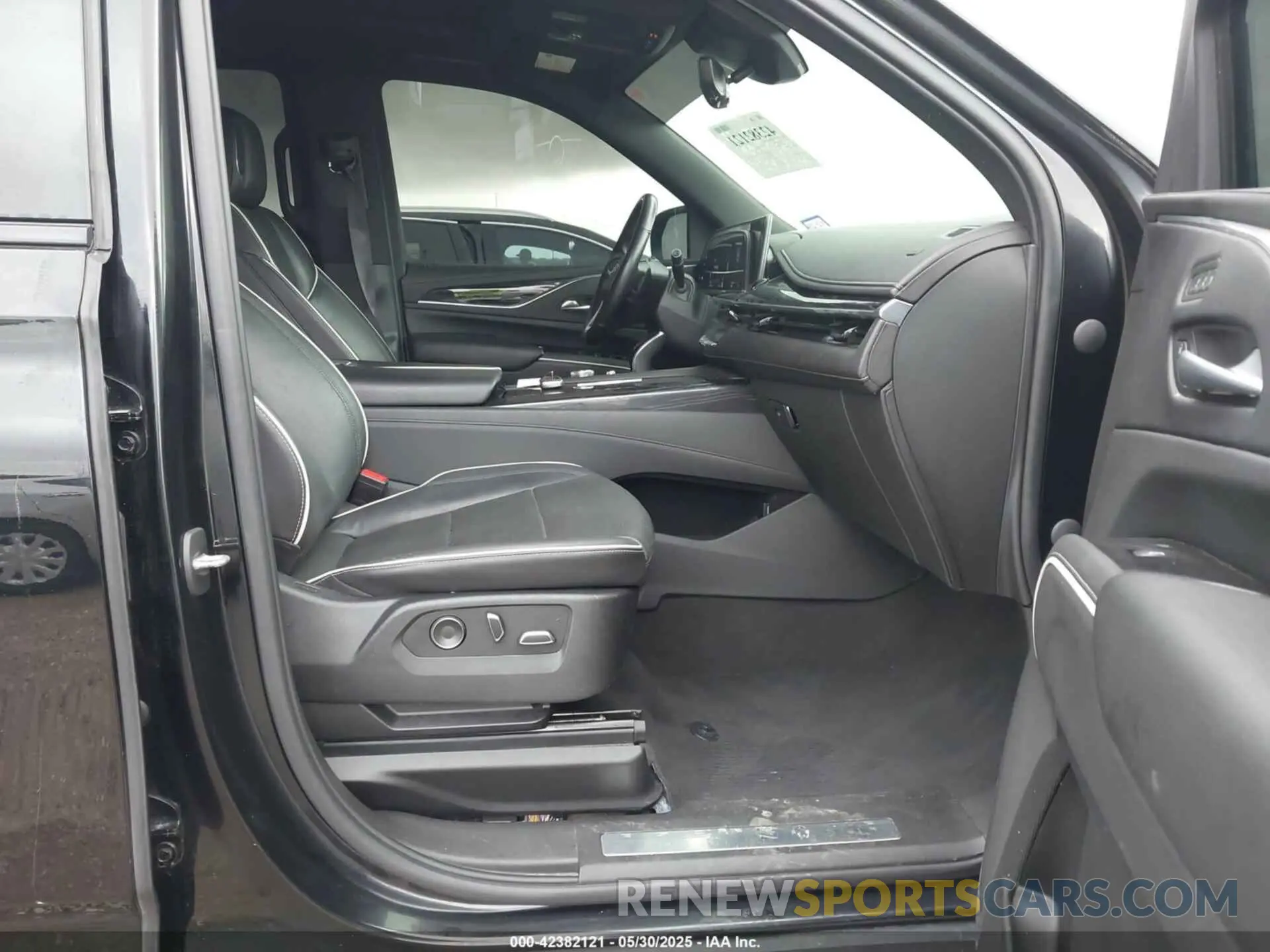 5 Photograph of a damaged car 1GYS3EKL5MR214207 CADILLAC ESCALADE 2021