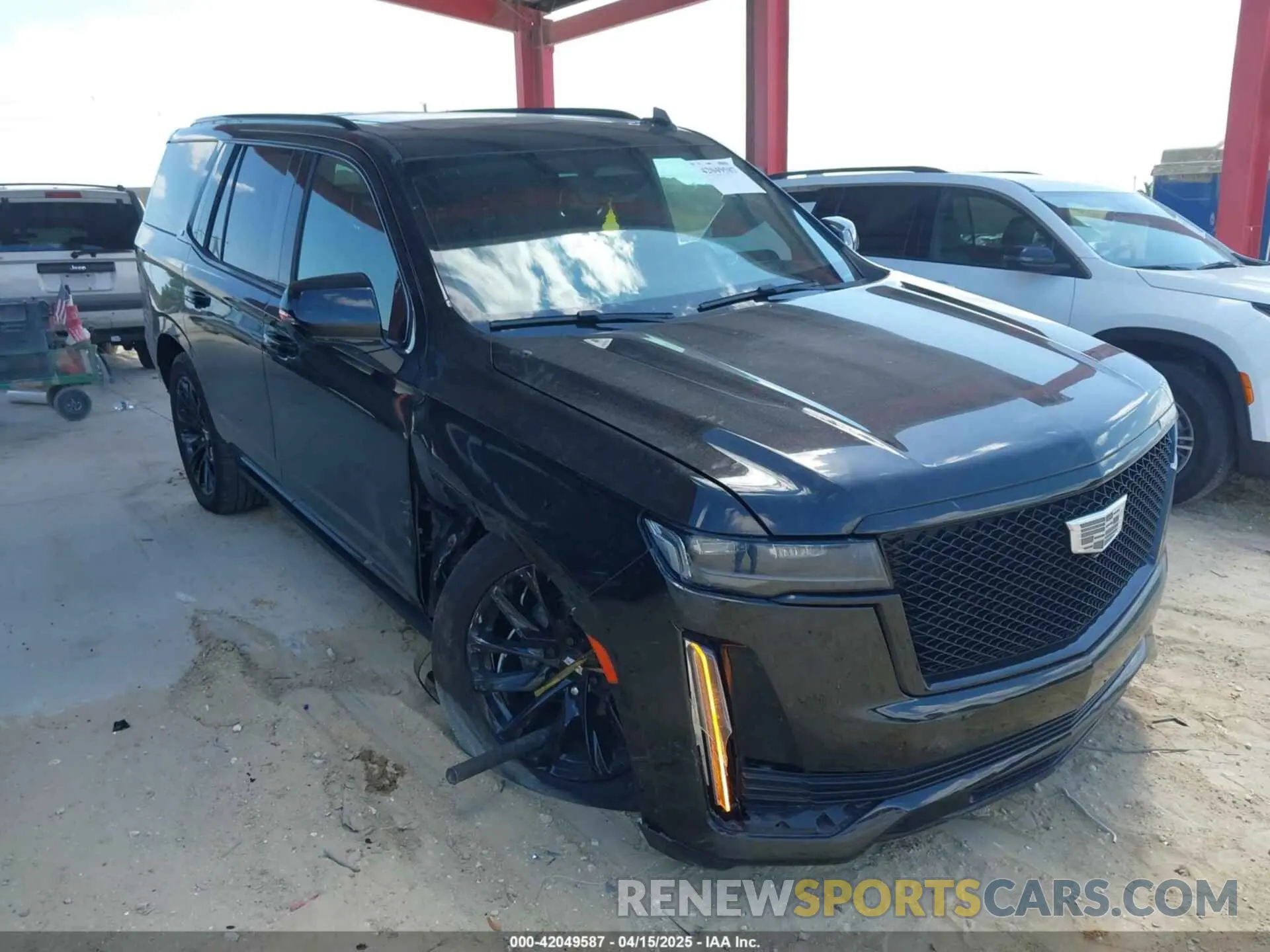 1 Photograph of a damaged car 1GYS3FKL3MR216155 CADILLAC ESCALADE 2021