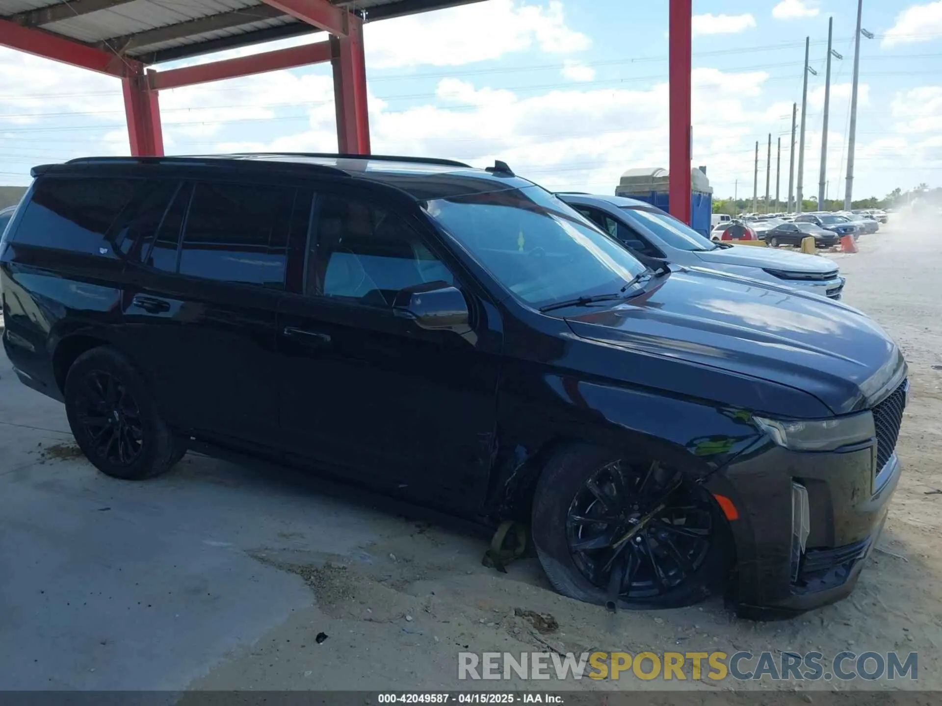 13 Photograph of a damaged car 1GYS3FKL3MR216155 CADILLAC ESCALADE 2021