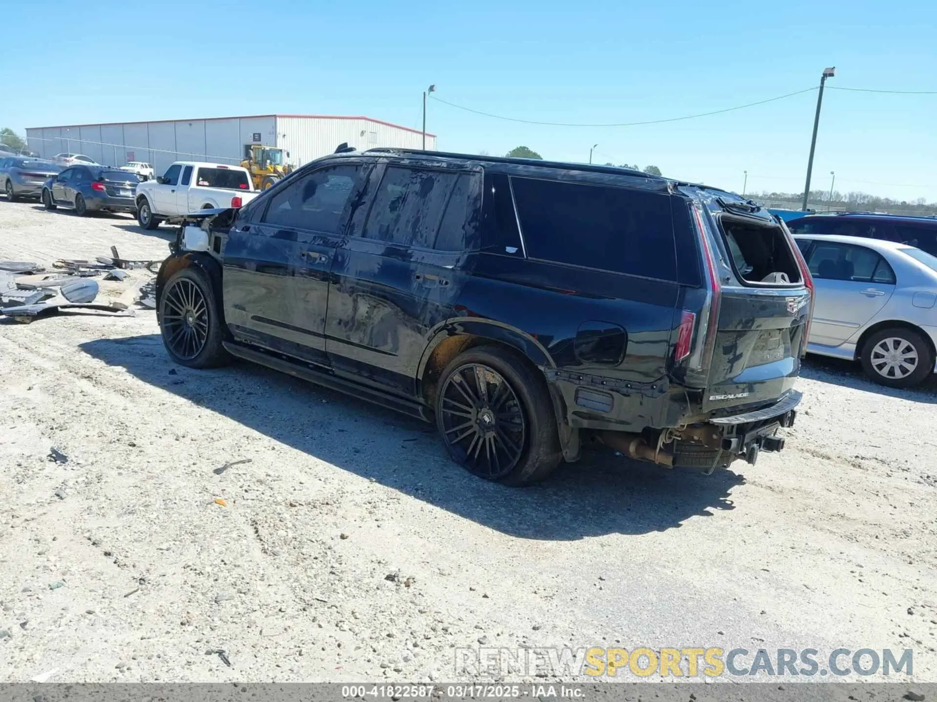 3 Photograph of a damaged car 1GYS4FKL0MR236098 CADILLAC ESCALADE 2021