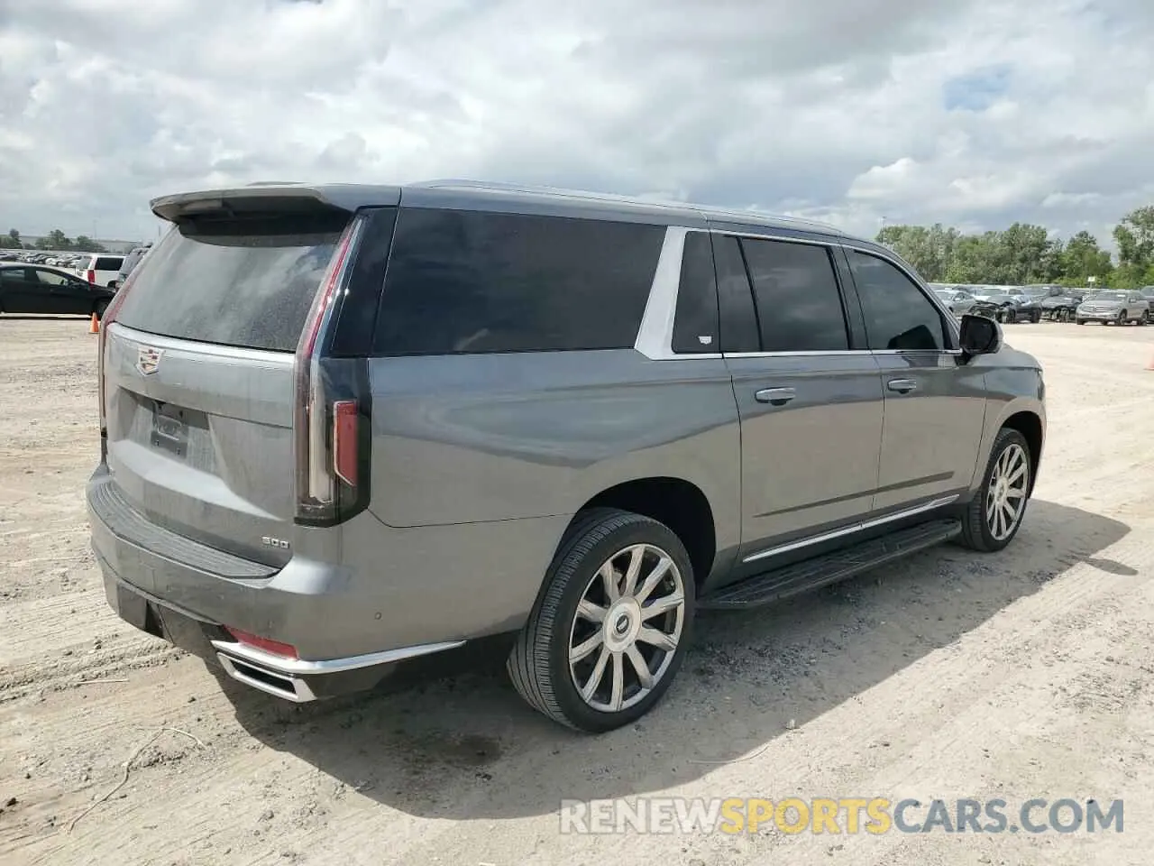 3 Photograph of a damaged car 1GYS4MKL5MR384302 CADILLAC ESCALADE 2021