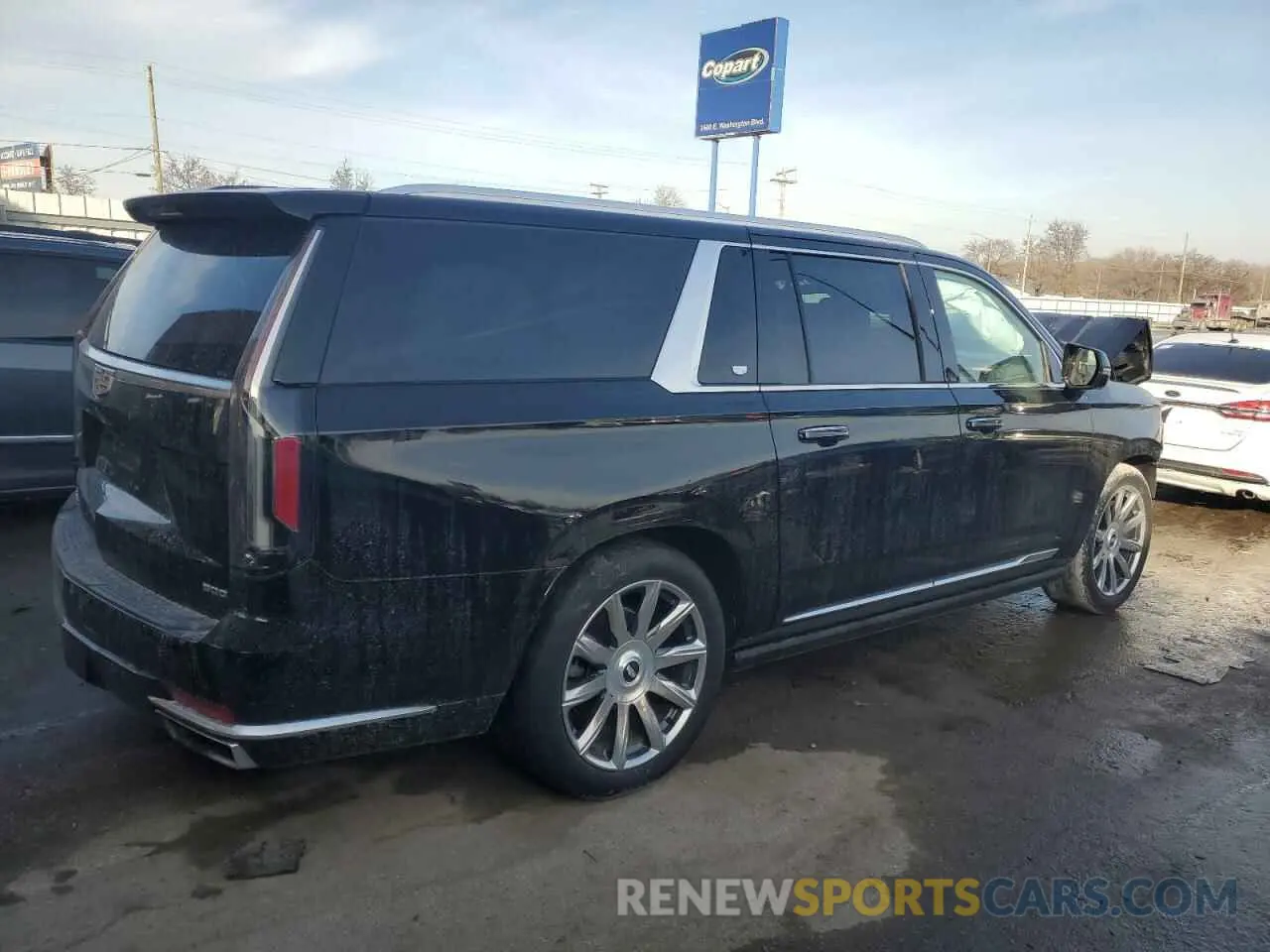 3 Photograph of a damaged car 1GYS4MKLXMR343647 CADILLAC ESCALADE 2021