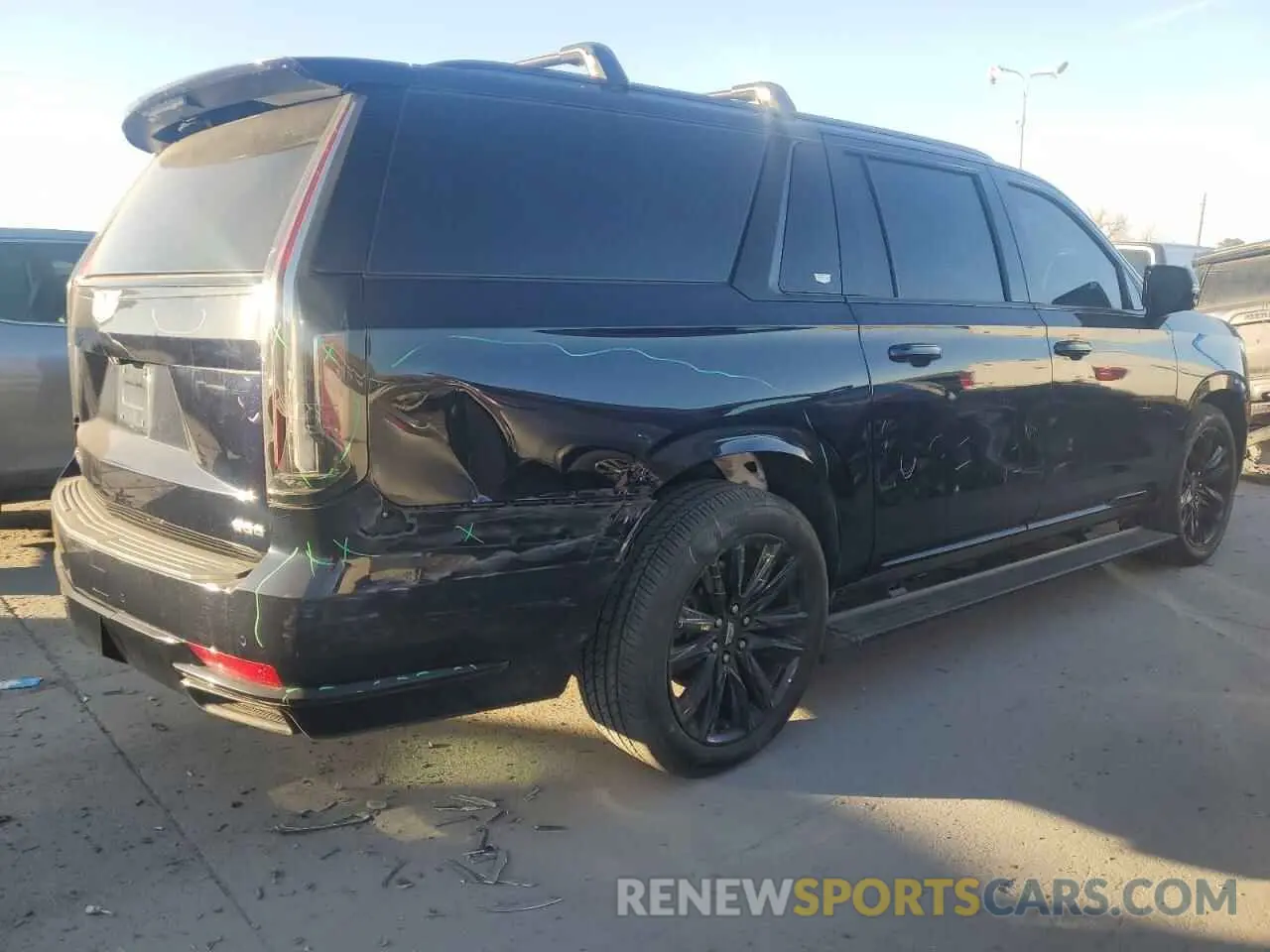 3 Photograph of a damaged car 1GYS4RKL1MR281293 CADILLAC ESCALADE 2021