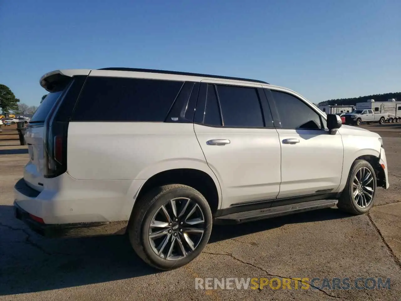3 Photograph of a damaged car 1GYS3EKL6NR234497 CADILLAC ESCALADE 2022