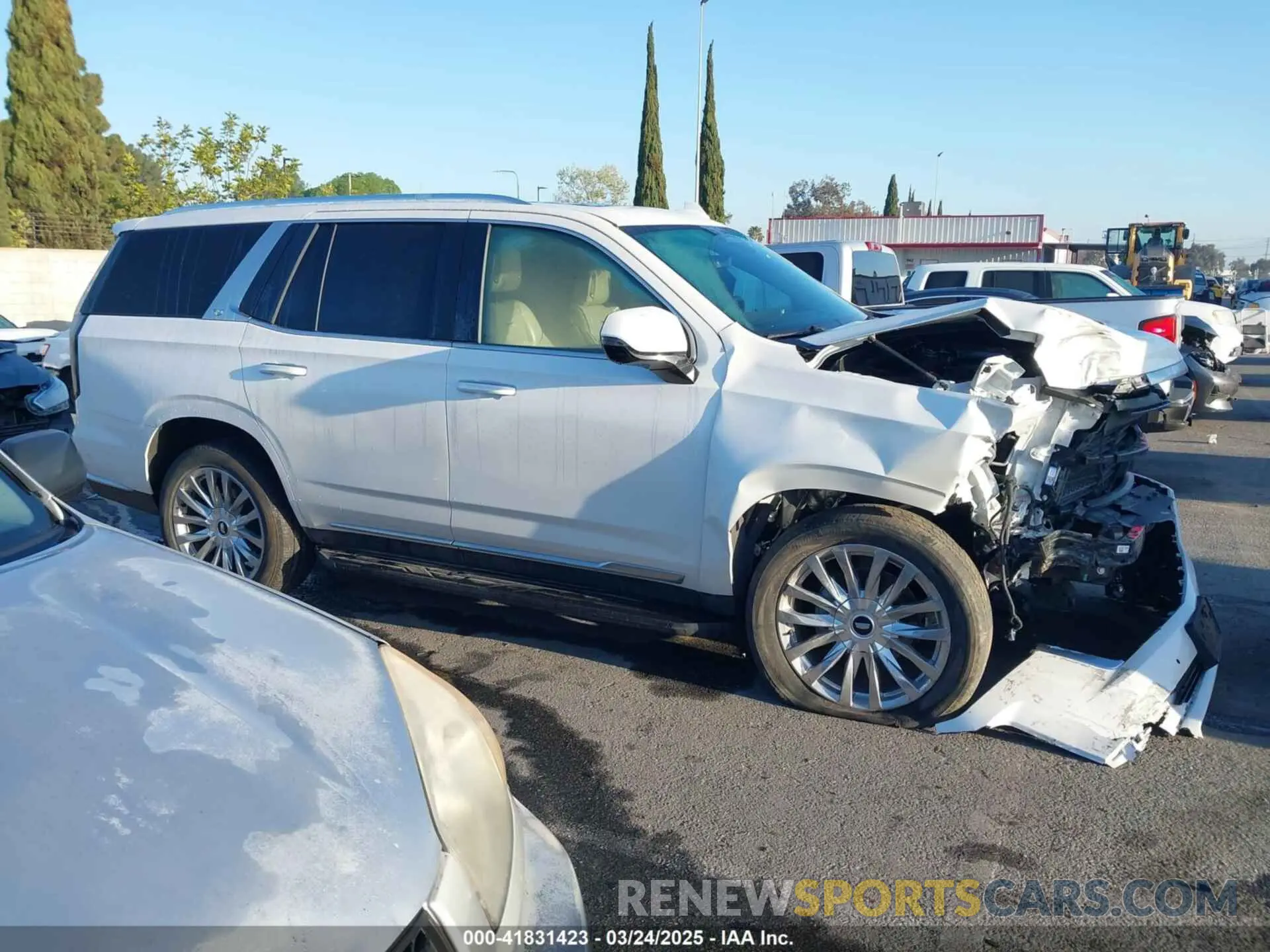 14 Photograph of a damaged car 1GYS4BKLXNR162960 CADILLAC ESCALADE 2022