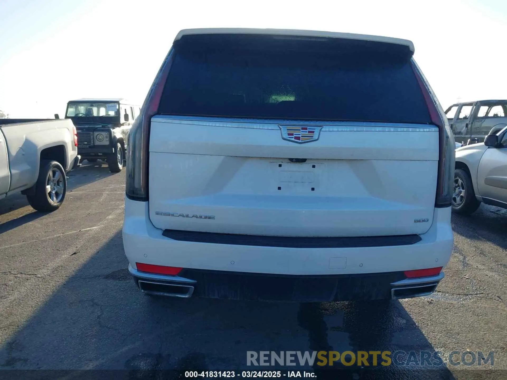 17 Photograph of a damaged car 1GYS4BKLXNR162960 CADILLAC ESCALADE 2022