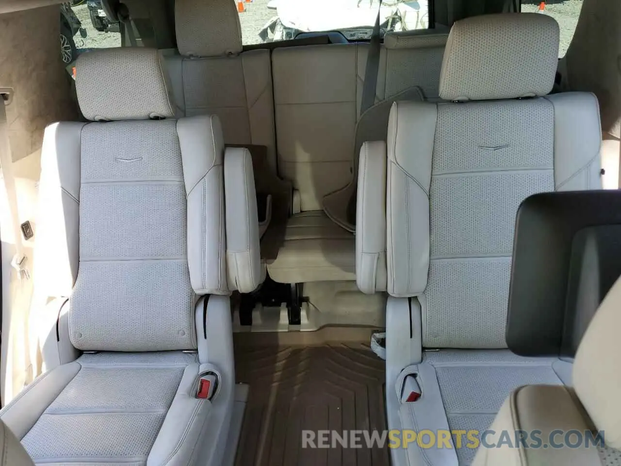 10 Photograph of a damaged car 1GYS4DKL5NR140781 CADILLAC ESCALADE 2022