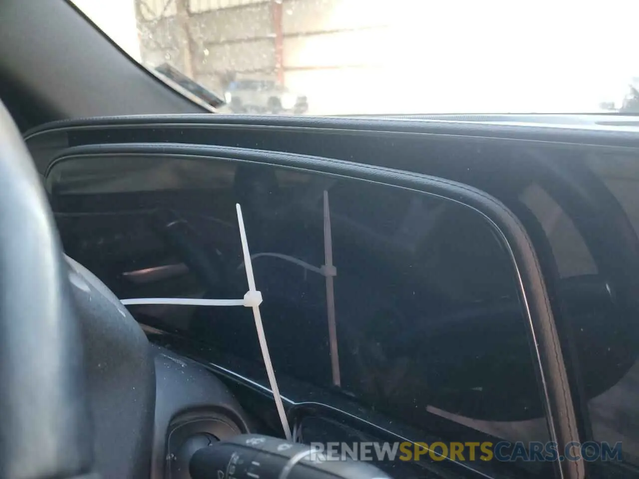 9 Photograph of a damaged car 1GYS4FKL6NR215984 CADILLAC ESCALADE 2022