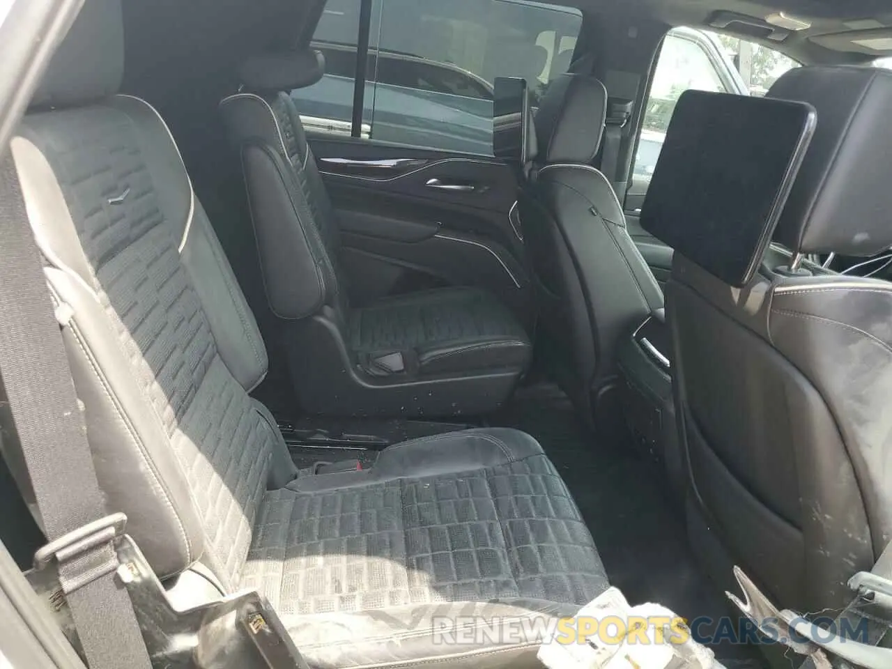 12 Photograph of a damaged car 1GYS4GKL4NR161607 CADILLAC ESCALADE 2022
