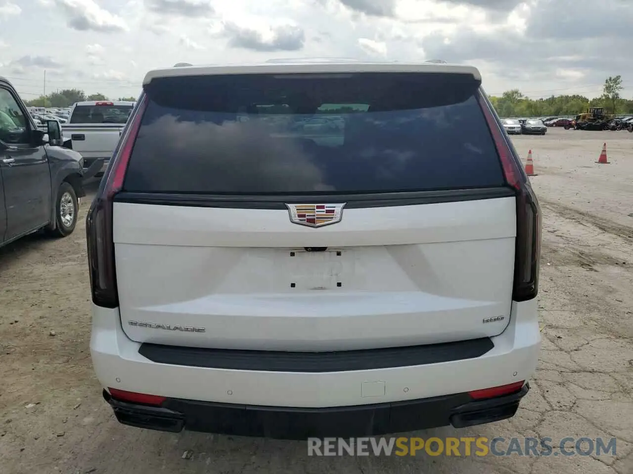 6 Photograph of a damaged car 1GYS4GKL4NR161607 CADILLAC ESCALADE 2022