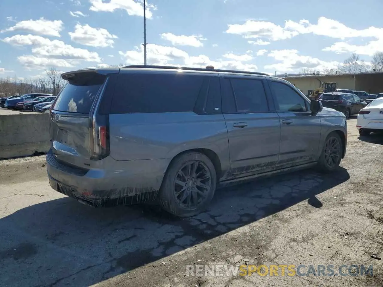 3 Photograph of a damaged car 1GYS4RKL2NR315923 CADILLAC ESCALADE 2022