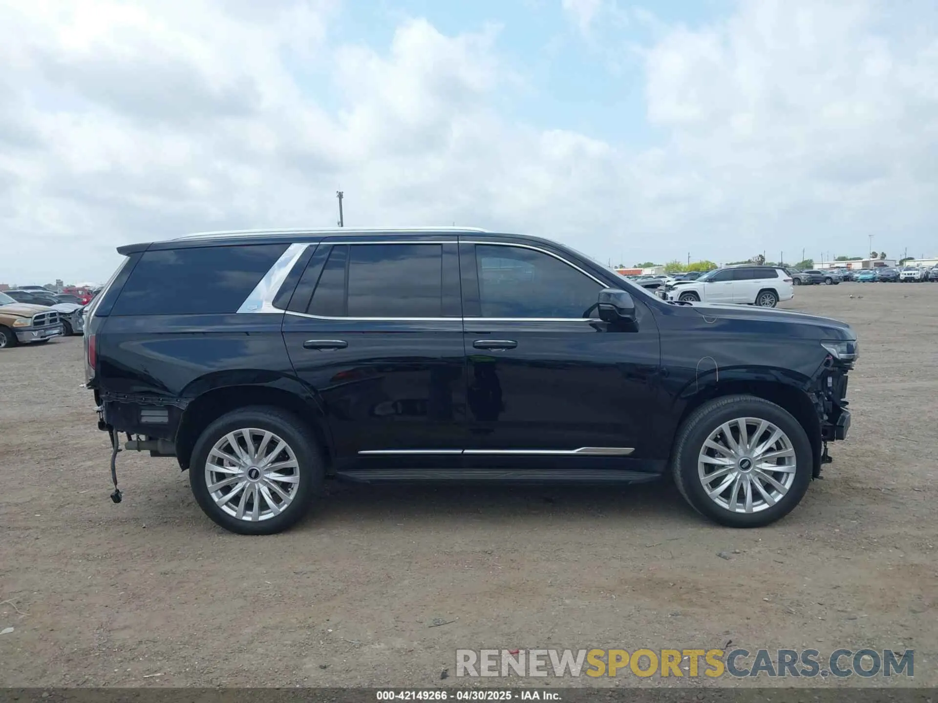14 Photograph of a damaged car 1GYS3AKL1PR395285 CADILLAC ESCALADE 2023