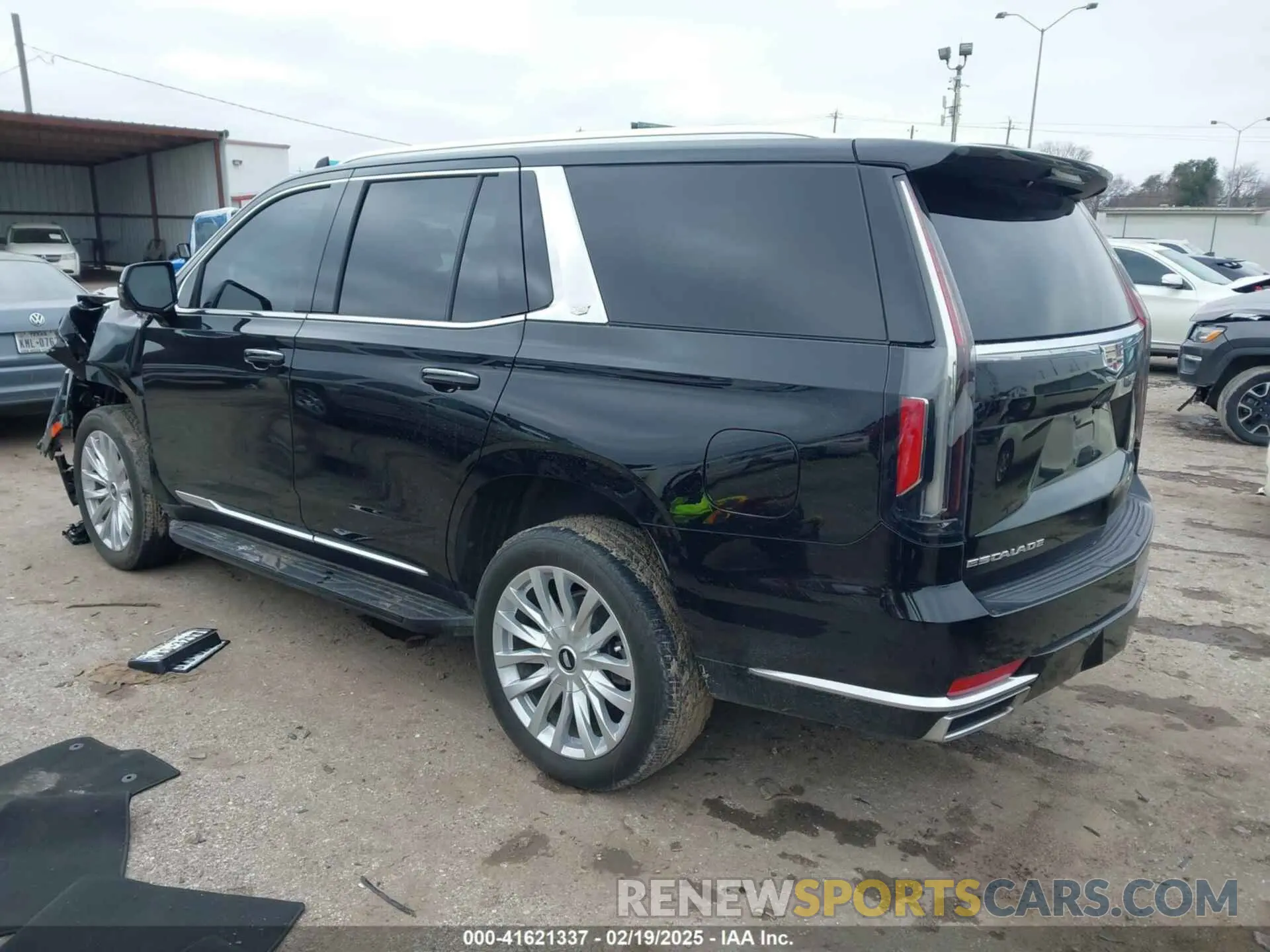 3 Photograph of a damaged car 1GYS3AKL3PR161519 CADILLAC ESCALADE 2023