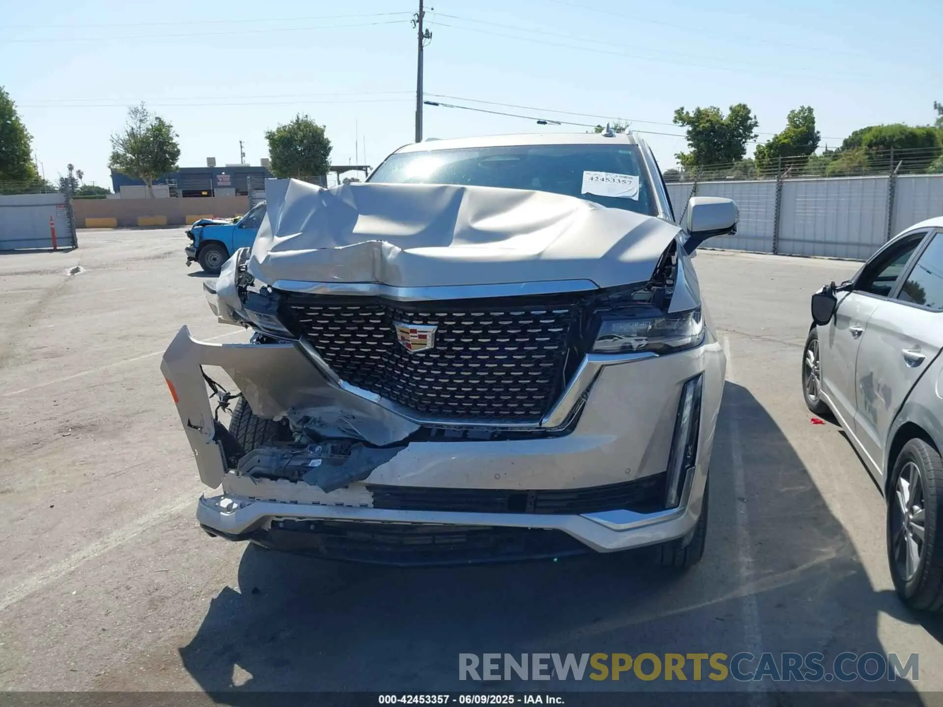 11 Photograph of a damaged car 1GYS3BKL4PR544326 CADILLAC ESCALADE 2023