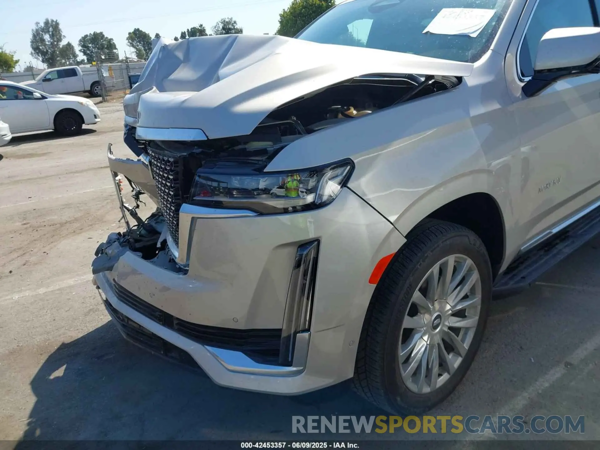 19 Photograph of a damaged car 1GYS3BKL4PR544326 CADILLAC ESCALADE 2023