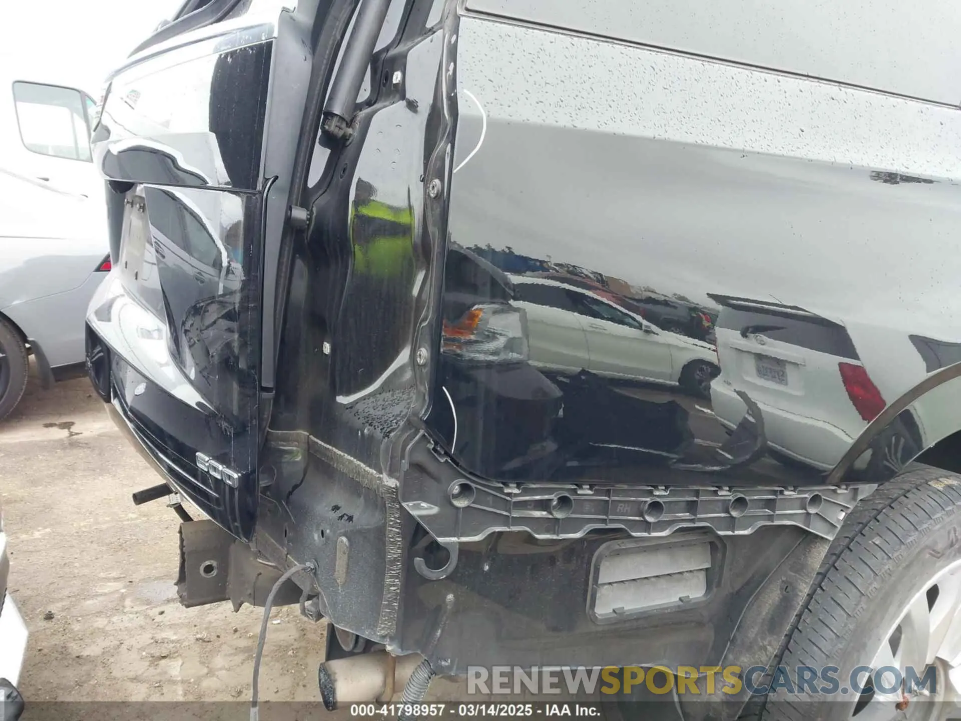 18 Photograph of a damaged car 1GYS4AKL7PR338392 CADILLAC ESCALADE 2023