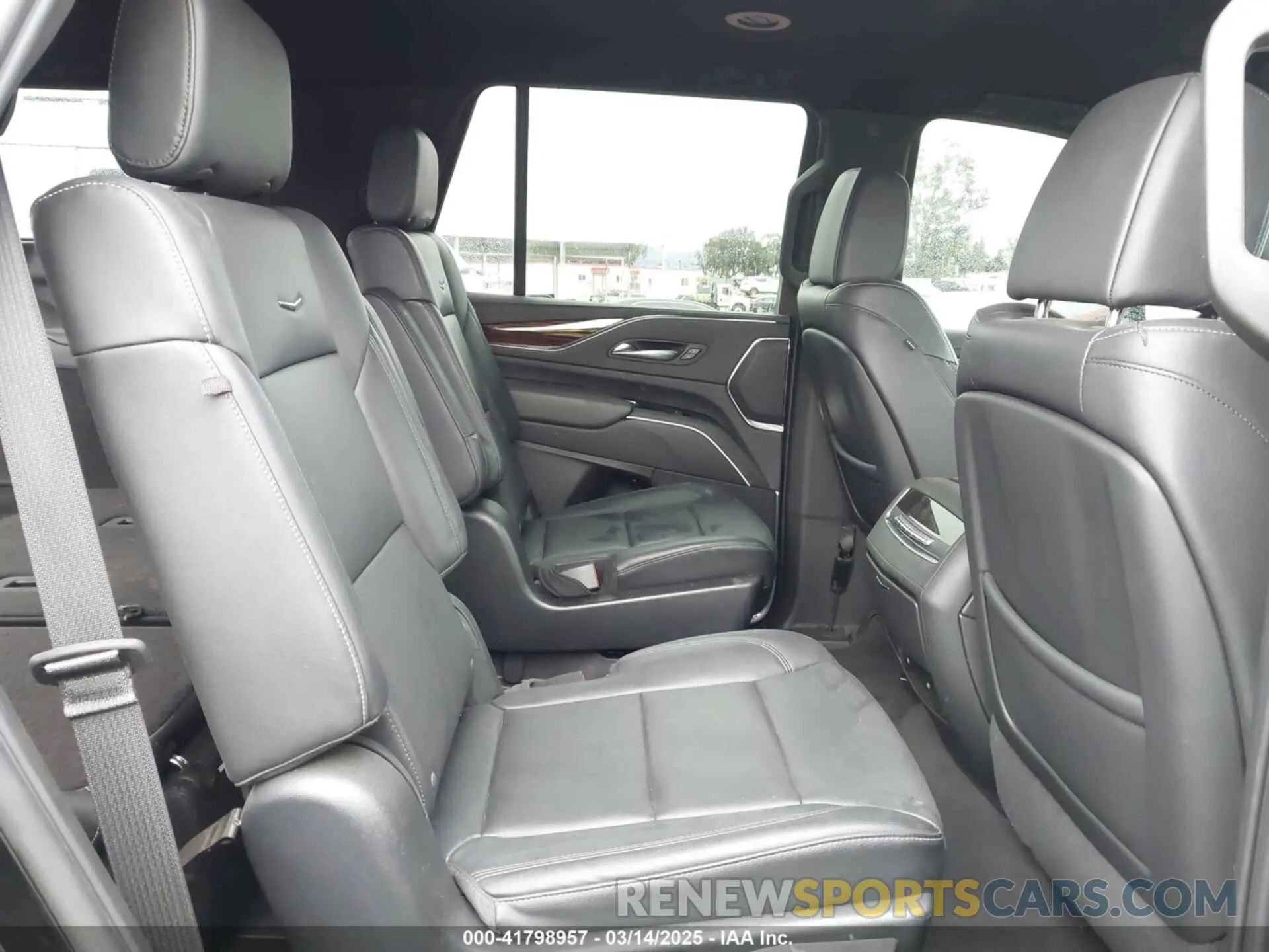 8 Photograph of a damaged car 1GYS4AKL7PR338392 CADILLAC ESCALADE 2023
