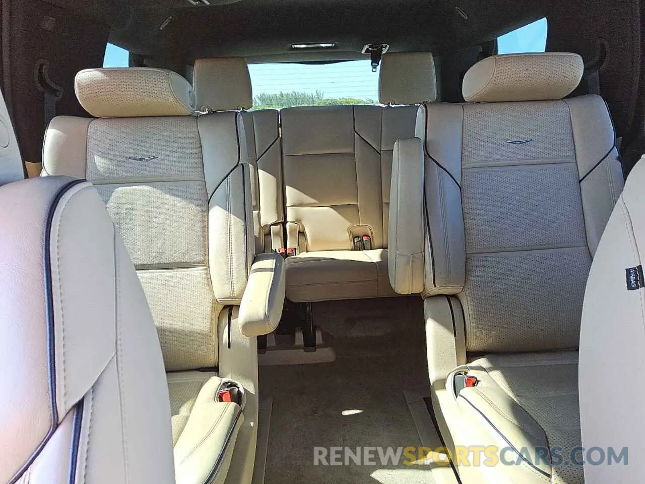 10 Photograph of a damaged car 1GYS4BKL5PR365290 CADILLAC ESCALADE 2023