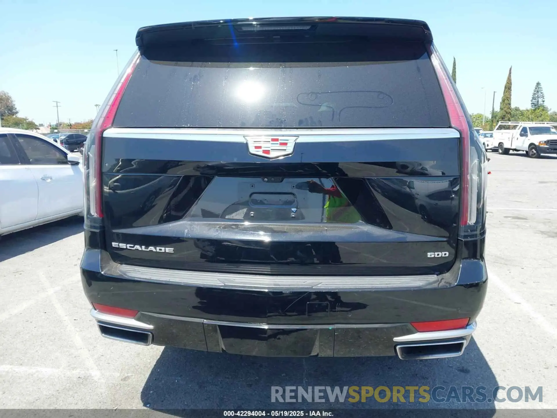 16 Photograph of a damaged car 1GYS4BKL6PR324005 CADILLAC ESCALADE 2023