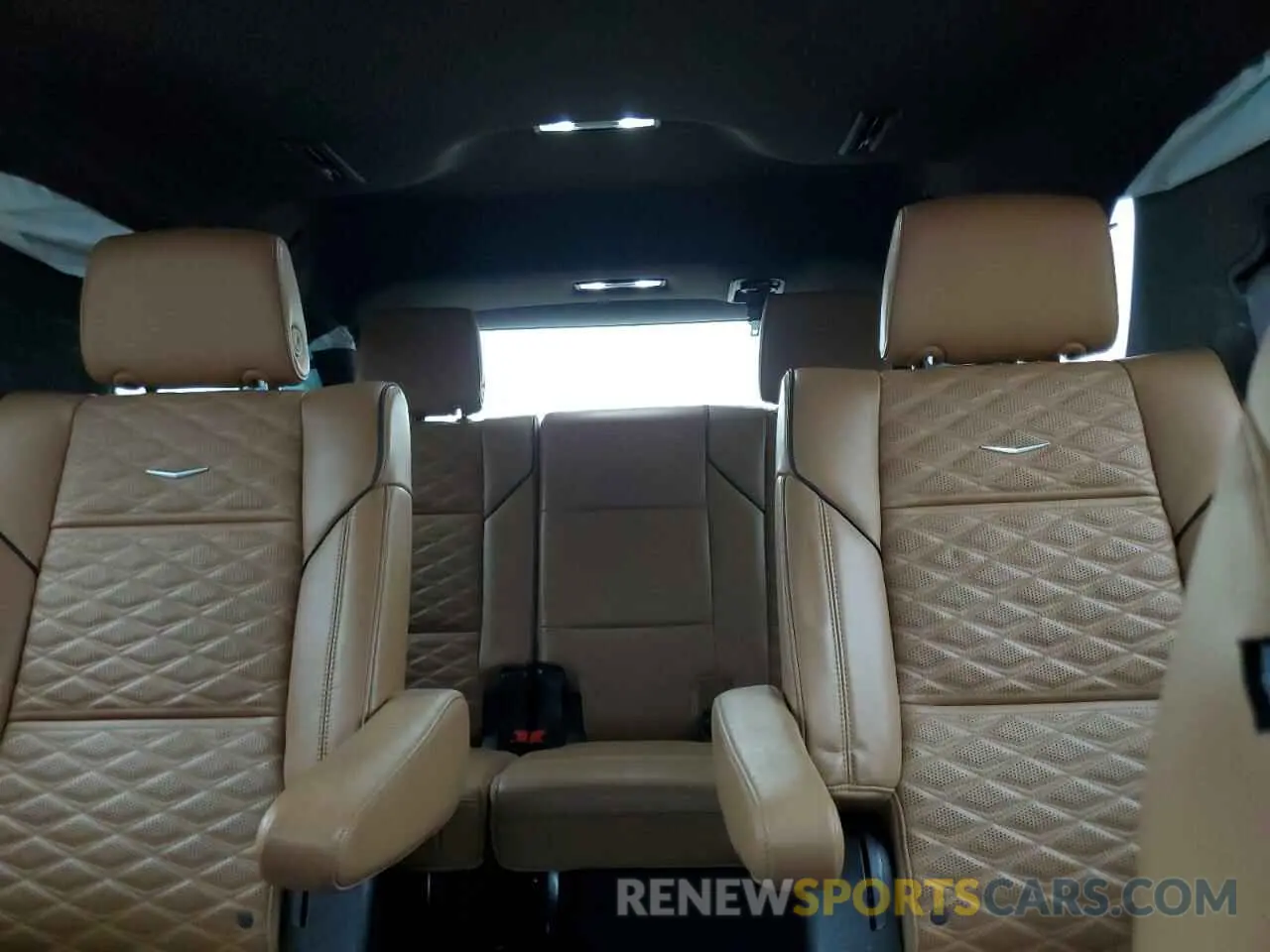 10 Photograph of a damaged car 1GYS4FKL2PR462048 CADILLAC ESCALADE 2023