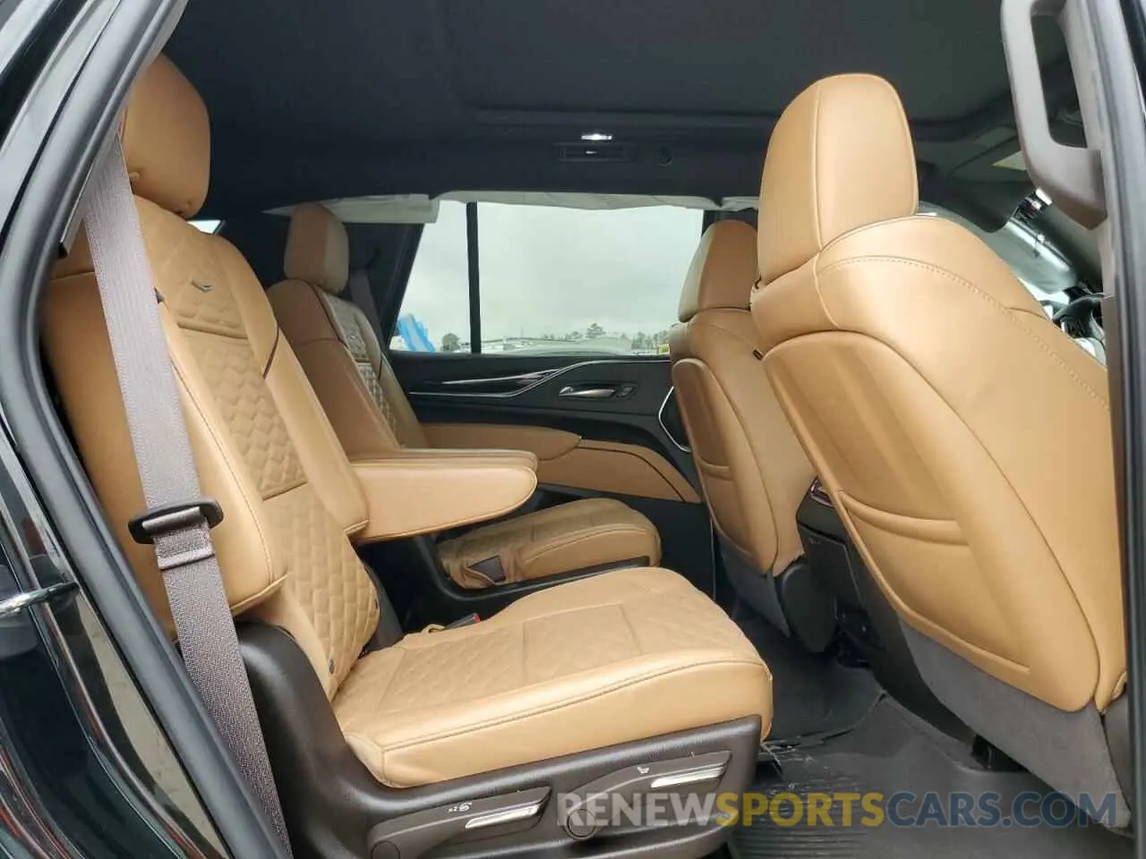 11 Photograph of a damaged car 1GYS4FKL2PR462048 CADILLAC ESCALADE 2023