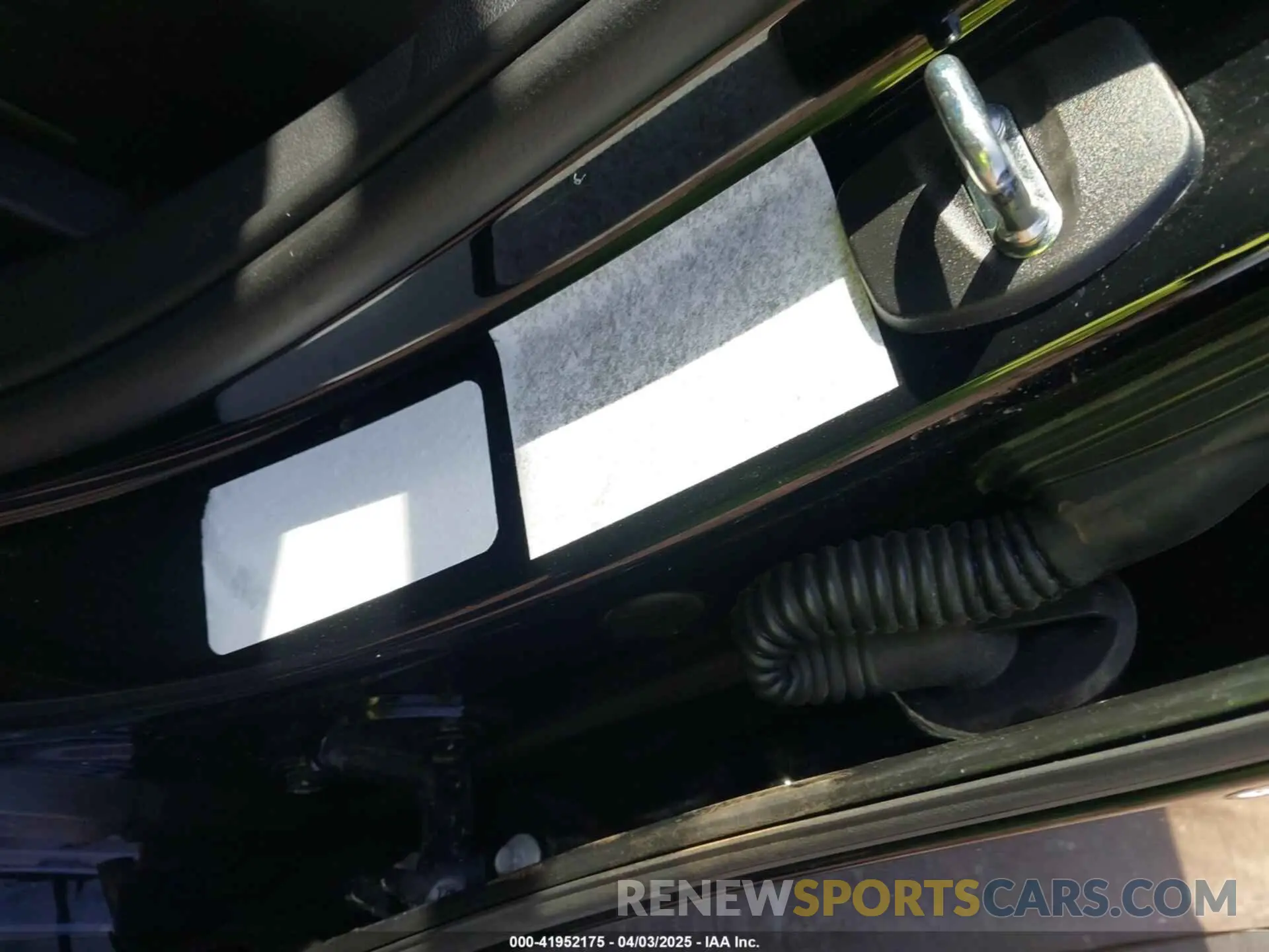 9 Photograph of a damaged car 1GYS4HK90PR201792 CADILLAC ESCALADE 2023