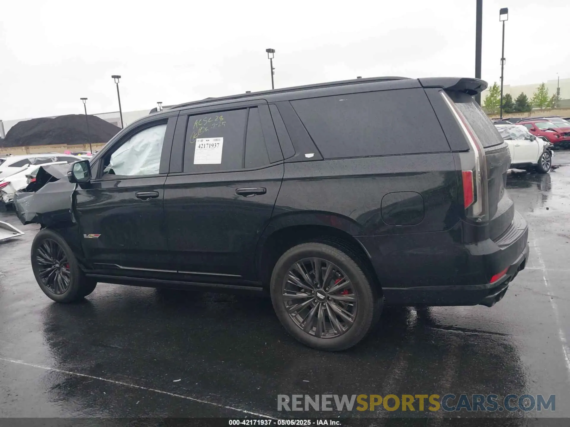 15 Photograph of a damaged car 1GYS4HK97PR524995 CADILLAC ESCALADE 2023