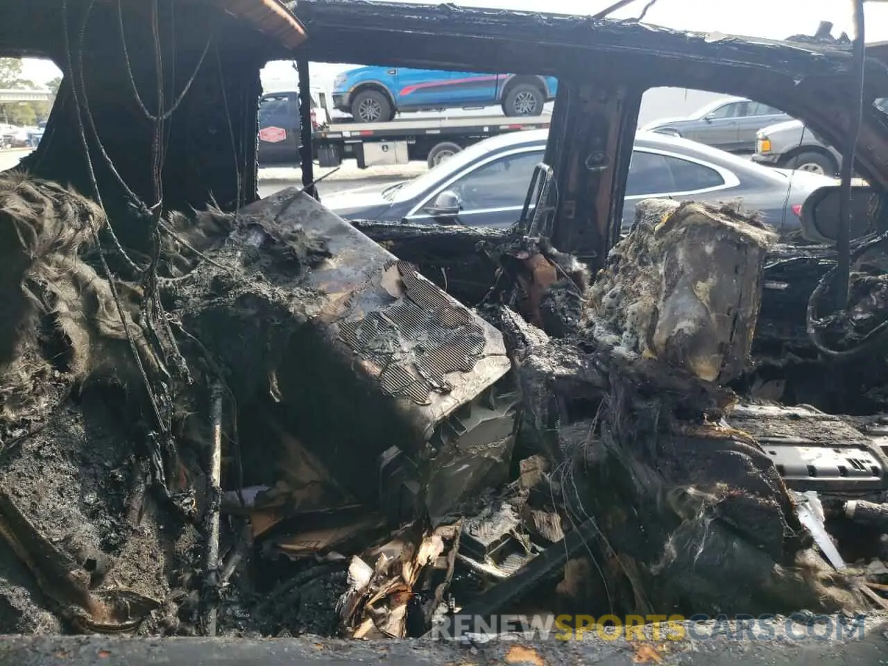 11 Photograph of a damaged car 1GYS4LKLXPR254188 CADILLAC ESCALADE 2023