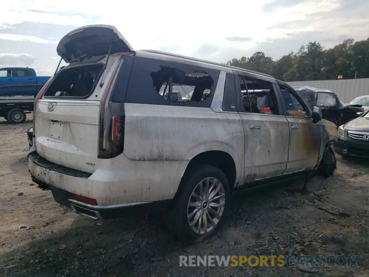 3 Photograph of a damaged car 1GYS4LKLXPR254188 CADILLAC ESCALADE 2023