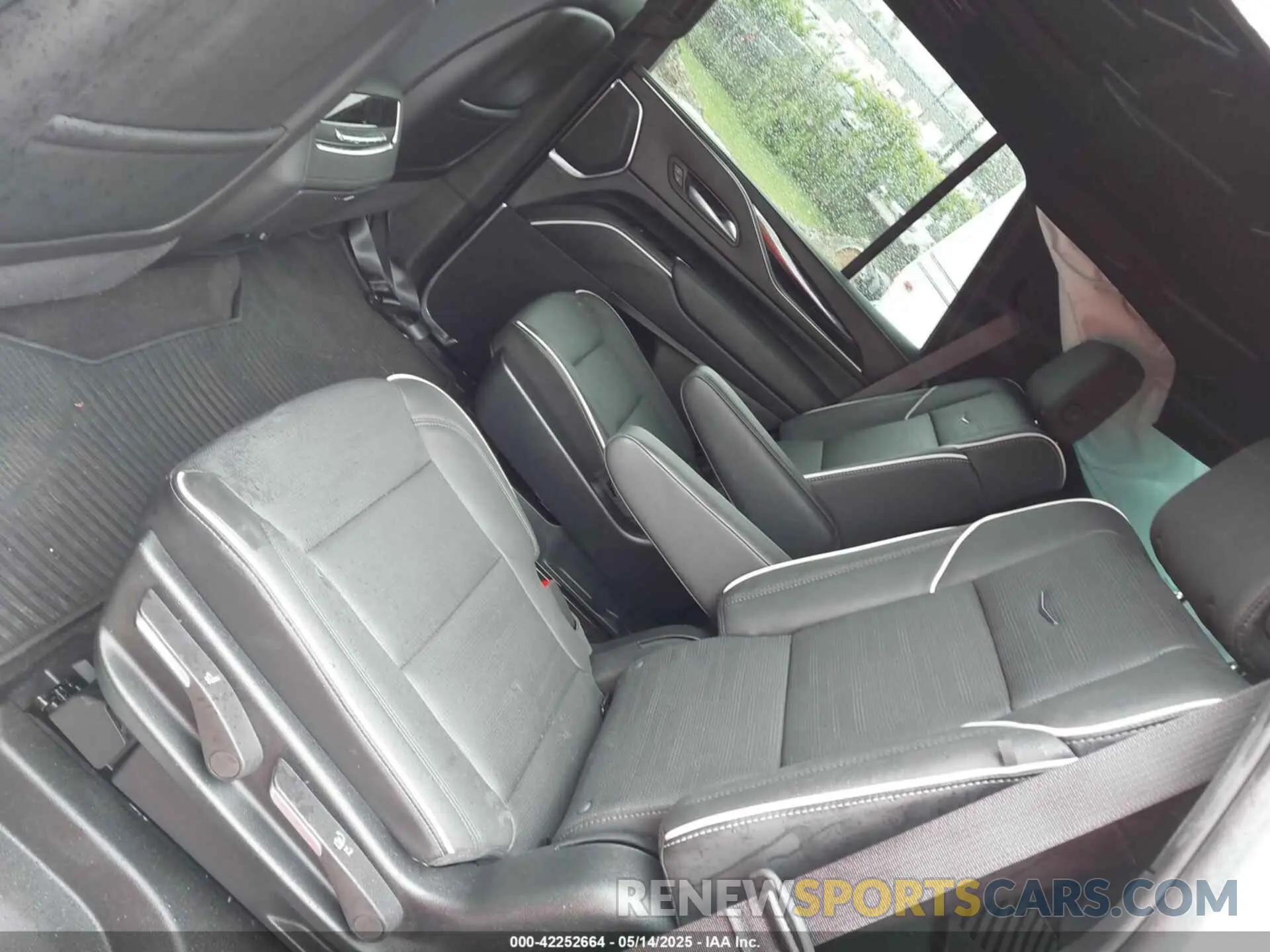20 Photograph of a damaged car 1GYS4EKL1RR351567 CADILLAC ESCALADE 2024