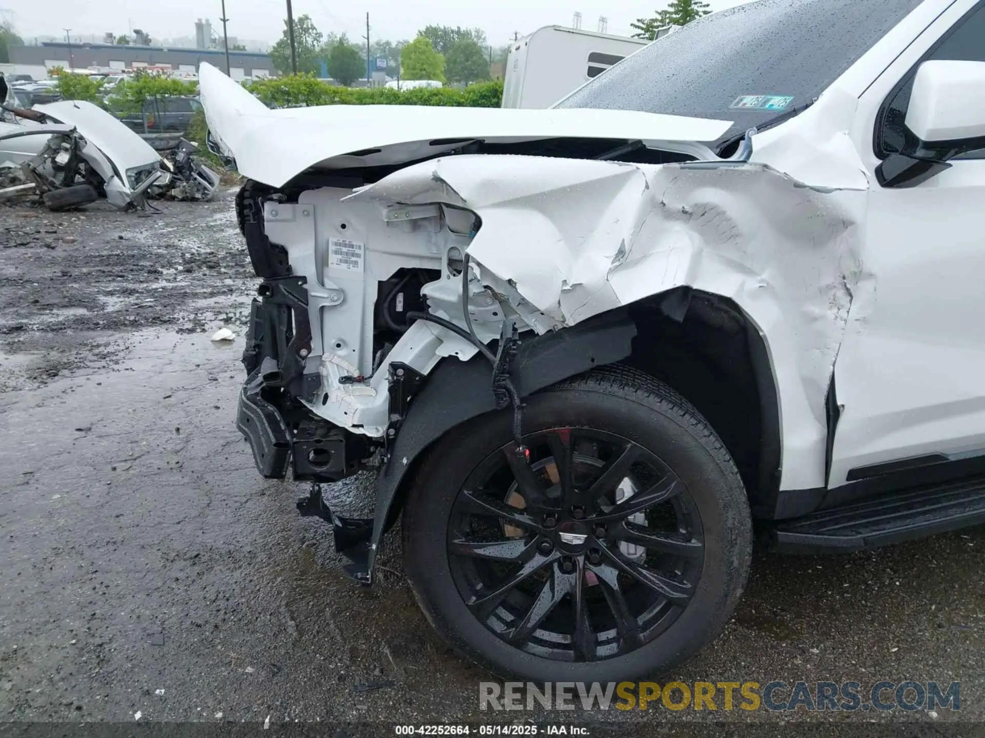 21 Photograph of a damaged car 1GYS4EKL1RR351567 CADILLAC ESCALADE 2024