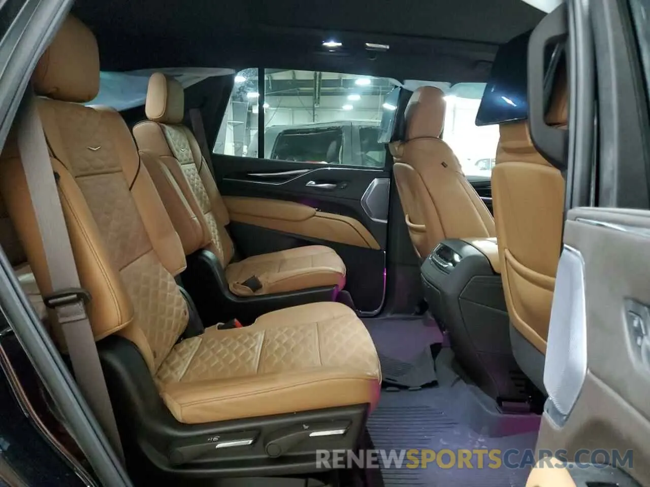 12 Photograph of a damaged car 1GYS4FKL4RR310968 CADILLAC ESCALADE 2024